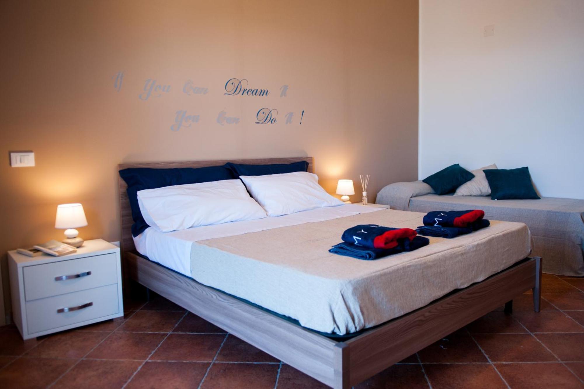 Capozafferano-Casa Carola Villa Santa Flavia Bilik gambar