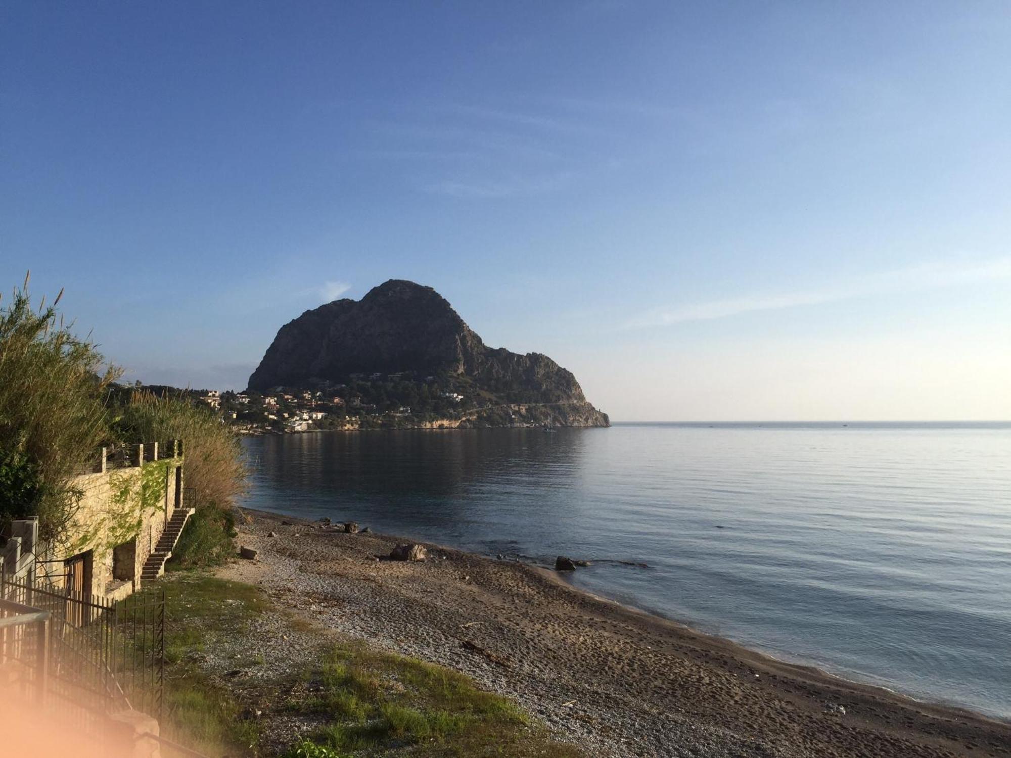 Capozafferano-Casa Carola Villa Santa Flavia Bilik gambar